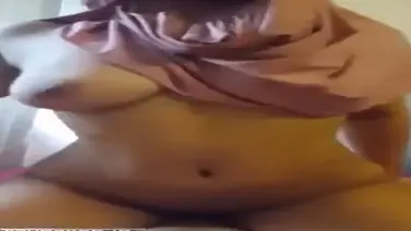 Hentakan Jilbab Bikin Ngilu