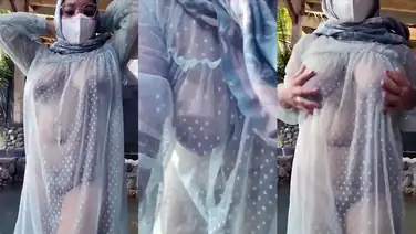 Tante Jilboobs Transparan Outdoor Pamer Berani